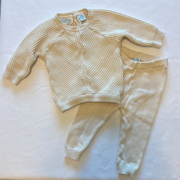 Feltman Brothers Other - Feltman Brothers sweater knit set